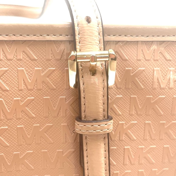 Michael Kors Jet Set Oyster Sm Carryall Tote W/ Allover Embossed 'MK' Signature - Picture 14 of 16